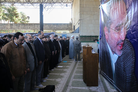 سرپرست دانشگاه تهران:دکتر فخرایی،پایه‌گذار دانش بومی درحوزه پدافند هوایی در دوران جنگ بود